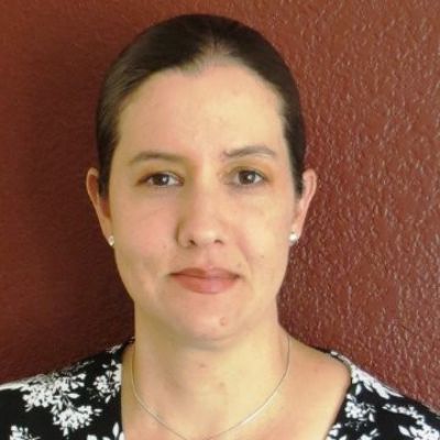 Dr. Carla López del Puerto